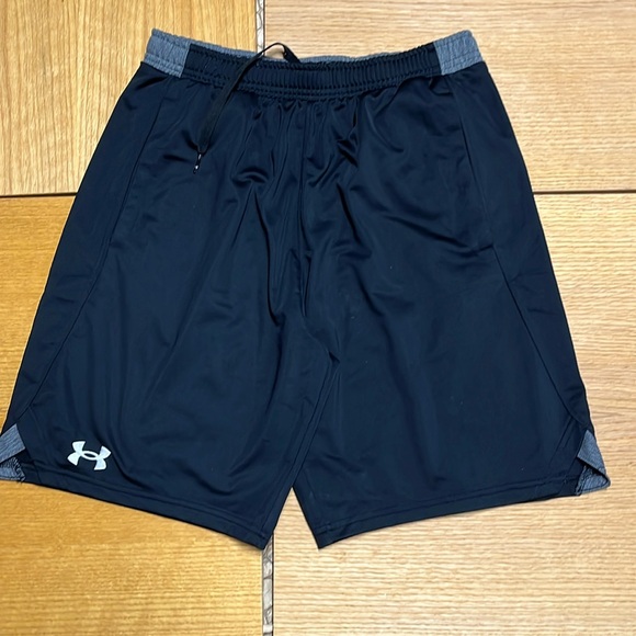NWT Men’s Loose Under Armor Short size medium - Picture 1 of 6